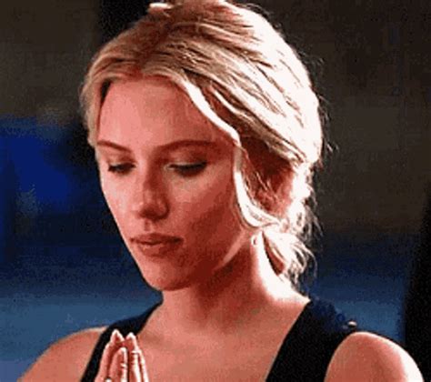 scarlett johansson gif|Scarlett Johansson GIFs